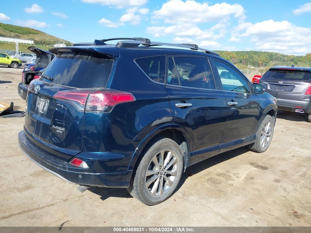 2T3DFREV4HW559244 Toyota Rav4 Platinum