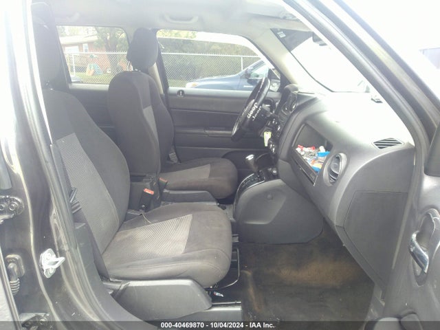 1C4NJRBB9HD212597 Jeep Patriot Sport 4x4