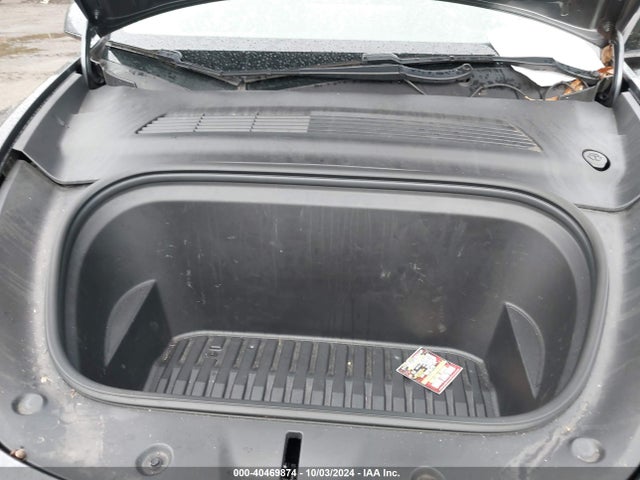 2020 TESLA MODEL Y 5YJYGDEF8LF002491 Photo 9