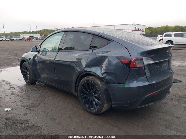 2020 TESLA MODEL Y 5YJYGDEF8LF002491 Photo 2