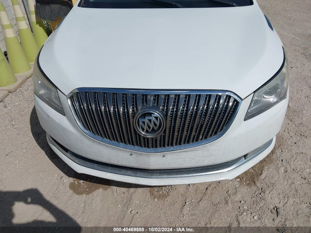 1G4GB5G30GF139943 Buick Lacrosse Leather