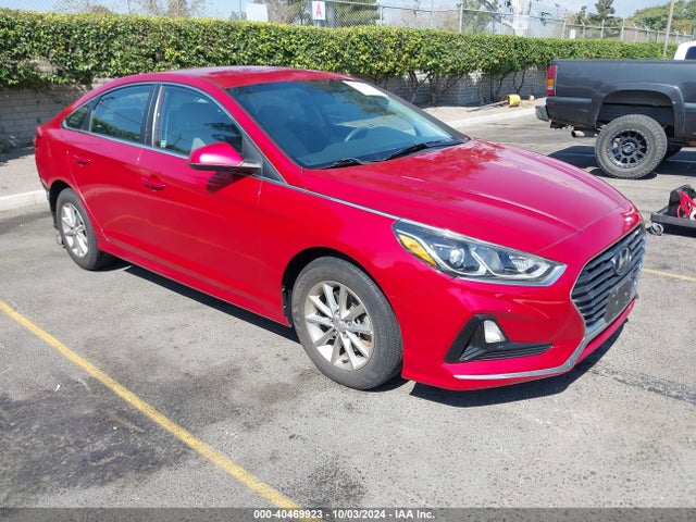 Hyundai SONATA SE 2018 5NPE24AF0JH691223 Image 1