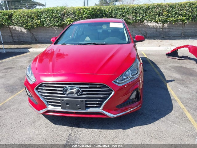 Hyundai SONATA SE 2018 5NPE24AF0JH691223 Image 13