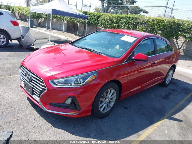 Hyundai SONATA SE 2018 5NPE24AF0JH691223 Image 2