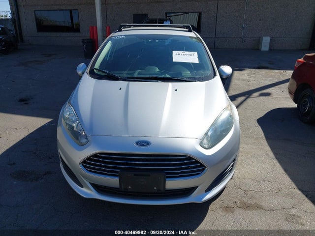 Ford FIESTA SE 2018 3FADP4EJ0JM133786 Image 12
