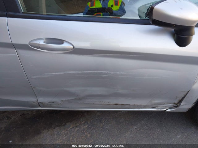 Ford FIESTA SE 2018 3FADP4EJ0JM133786 Image 17