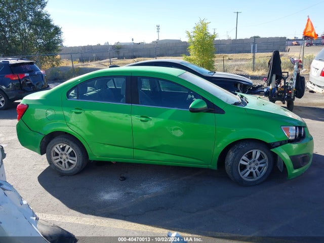 Chevrolet Sonic Lt Auto 2015 1G1JC5SH0F4217831 Image 13