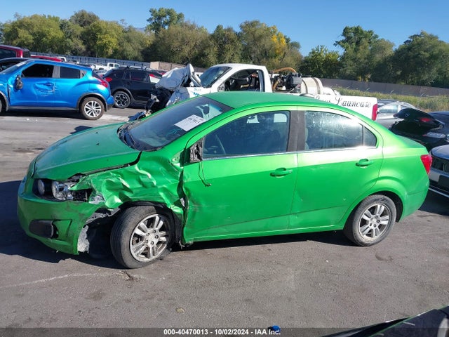 Chevrolet Sonic Lt Auto 2015 1G1JC5SH0F4217831 Image 14