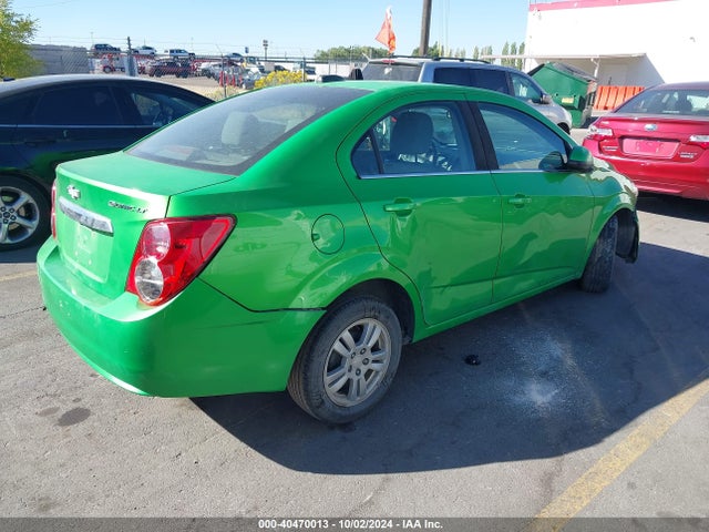 Chevrolet Sonic Lt Auto 2015 1G1JC5SH0F4217831 Image 4