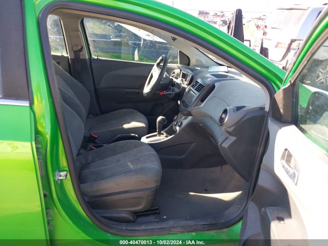 Chevrolet Sonic Lt Auto 2015 1G1JC5SH0F4217831 Image 5