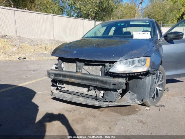 3VWD67AJ2GM391012 Volkswagen Jetta 1.4t Se