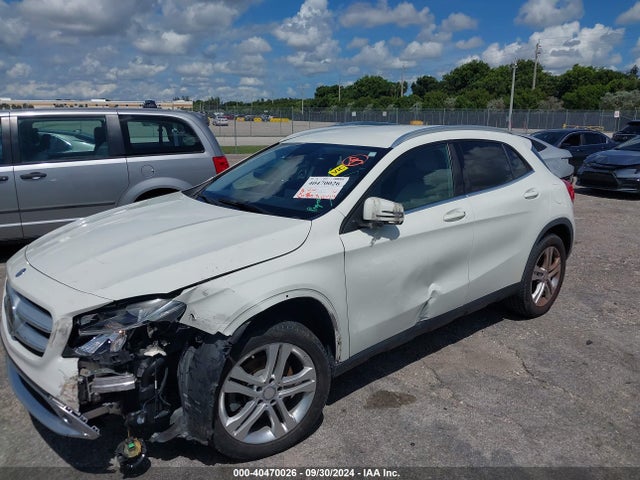 WDCTG4EB0FJ157180 Mercedes-Benz GLA 250