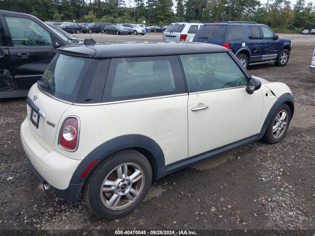 2012 MINI COOPER WMWSU3C51CT541967 Photo 3