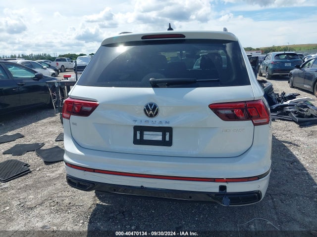 3VVCB7AX6PM116615 Volkswagen Tiguan 2.0t Se R-line Black