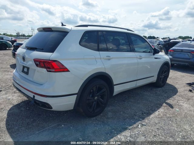 2023 VOLKSWAGEN TIGUAN 3VVCB7AX6PM116615 Photo 3