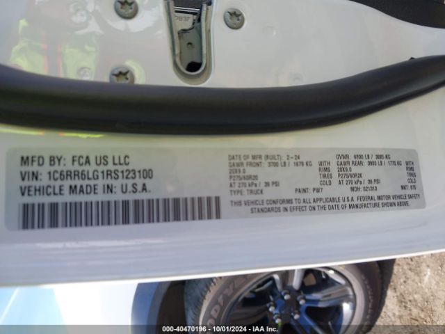 1C6RR6LG1RS123100 RAM 1500 Classic Warlock  4x2 5'7 Box
