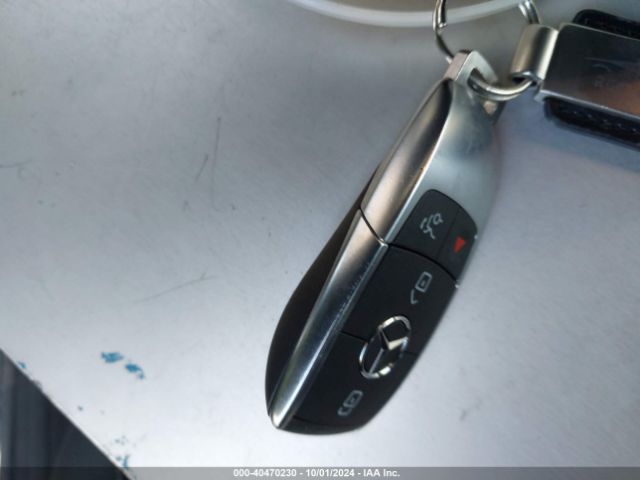 W1N4M4GBXNW249925 Mercedes-Benz GLB 250