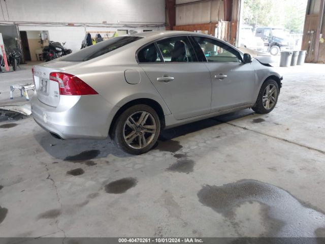 YV1612FH5E1292658 Volvo S60 T5