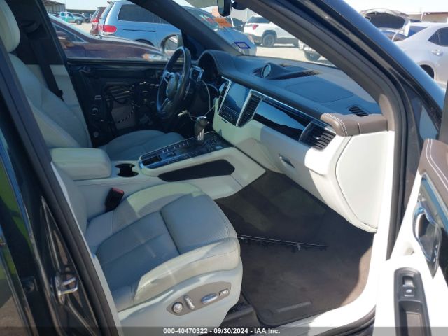 WP1AA2A5XHLB06004 Porsche Macan