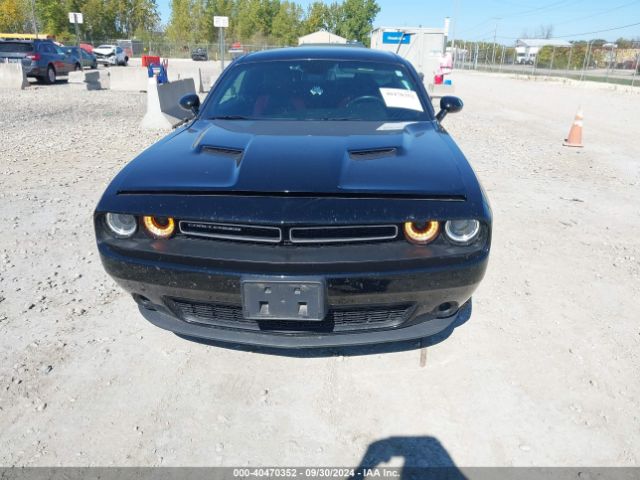 2C3CDZGG9LH121610 Dodge Challenger Sxt Awd
