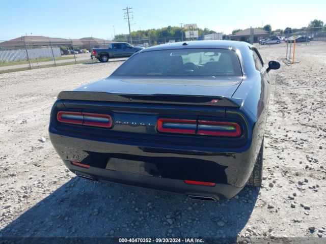 2C3CDZGG9LH121610 Dodge Challenger Sxt Awd