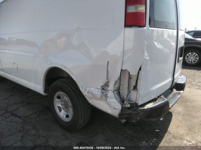 1GCWGAFF2G1118806 Chevrolet Express 2500 Work Van