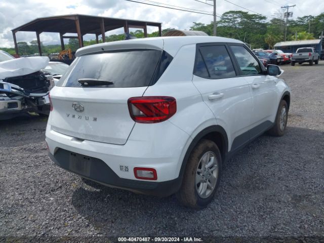 KMHRB8A32NU136327 Hyundai Venue Se
