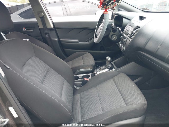 KIA FORTE LX 2017 3KPFK4A73HE136536 Image 5