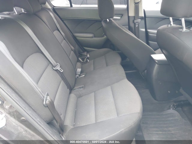 KIA FORTE LX 2017 3KPFK4A73HE136536 Image 8