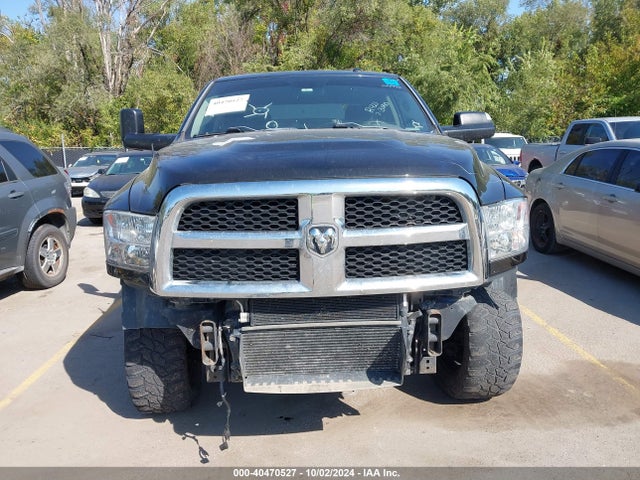 3C6UR5CL0HG658197 RAM 2500 Tradesman  4x4 6'4 Box