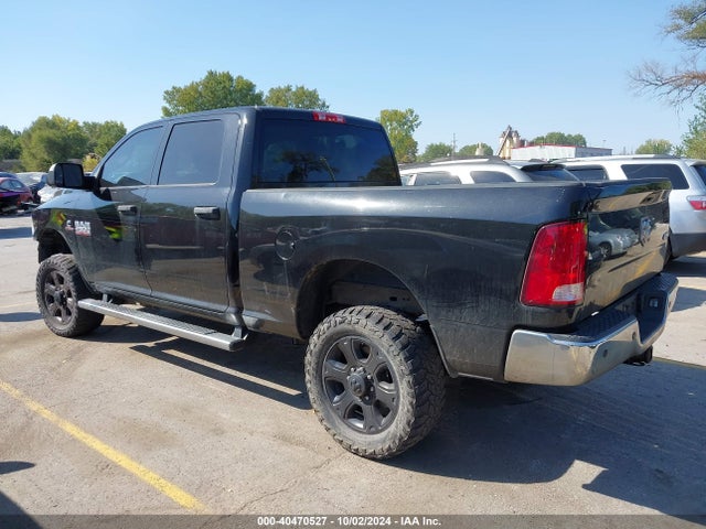 3C6UR5CL0HG658197 RAM 2500 Tradesman  4x4 6'4 Box