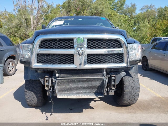 3C6UR5CL0HG658197 RAM 2500 Tradesman  4x4 6'4 Box