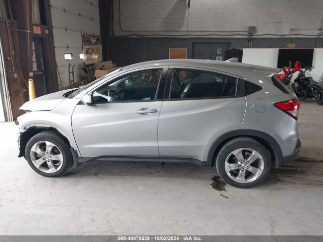 3CZRU6H35NM708403 Honda Hr-v Awd Lx