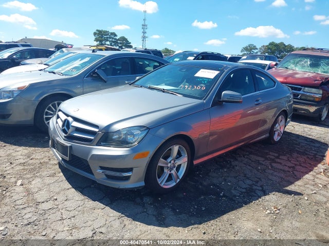 Продаж на аукціоні авто 2012 Mercedes-benz C 250, vin: WDDGJ4HB2CF792300, номер лоту: 40470541