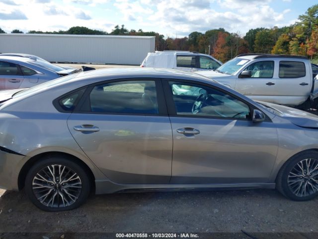 3KPF54AD6PE574690 KIA Forte Gt-line