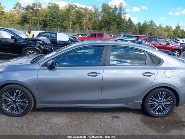 3KPF54AD6PE574690 KIA Forte Gt-line