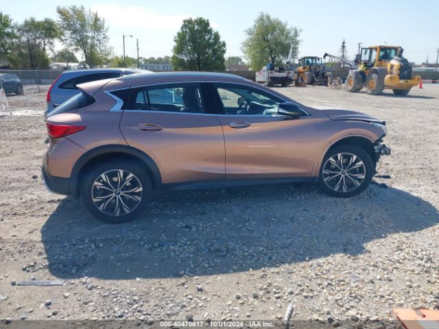 SJKCH5CR0HA032897 Infiniti Qx30 Premium
