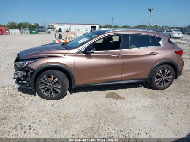 SJKCH5CR0HA032897 Infiniti Qx30 Premium