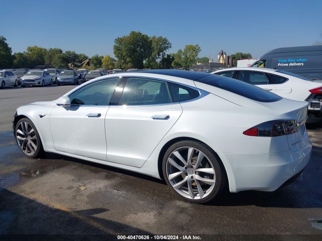 Tesla MODEL S 2018 5YJSA1E26JF245247 Image 15
