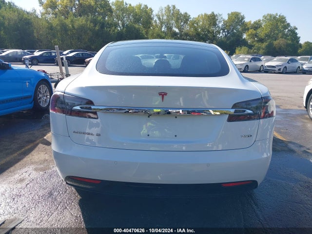 Tesla MODEL S 2018 5YJSA1E26JF245247 Image 17