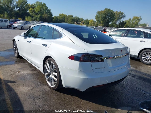 2018 TESLA MODEL S 5YJSA1E26JF245247 Photo 2