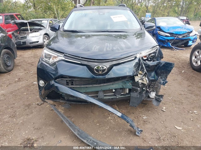 Toyota Rav4 Limited 2018 JTMDFREV8JJ203254 Image 12