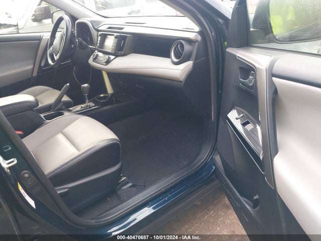 Toyota Rav4 Limited 2018 JTMDFREV8JJ203254 Image 5