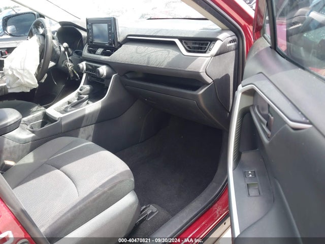 Toyota RAV4 LE 2020 2T3H1RFV8LC065171 Image 5