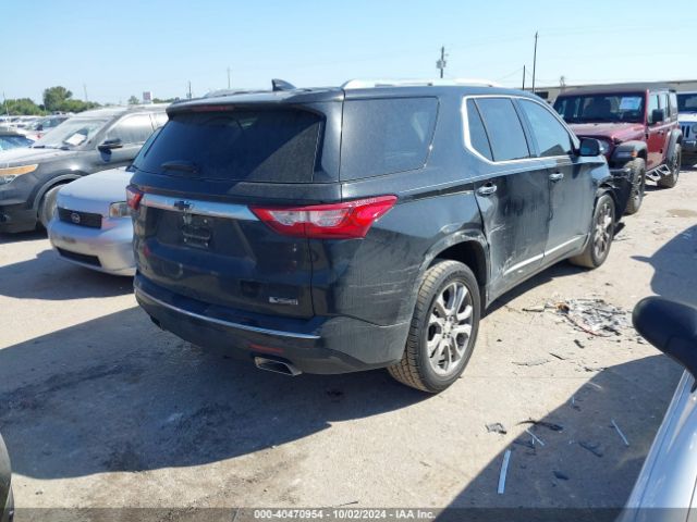 1GNEVJKW7JJ157073 Chevrolet Traverse Premier