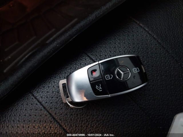 WDDZF4KB7JA343160 Mercedes-Benz E 300 4matic