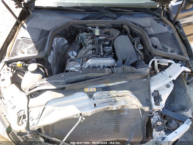 WDDWK8DB1KF773581 Mercedes-Benz C 300