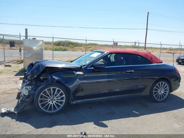 WDDWK8DB1KF773581 Mercedes-Benz C 300