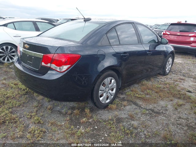Chevrolet Cruze Ls Auto 2015 1G1PA5SH0F7226964 Image 4
