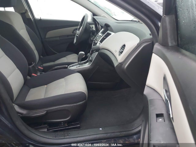 Chevrolet Cruze Ls Auto 2015 1G1PA5SH0F7226964 Image 5